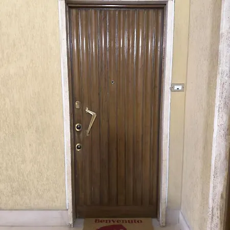 Lovely In Hip And Vibrant Pigneto Lejlighed *