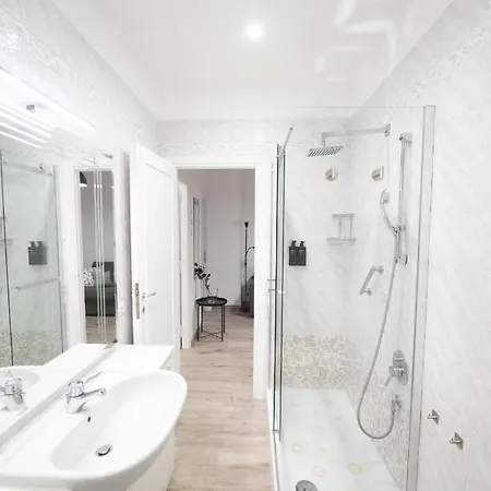 Lovely In Hip And Vibrant Pigneto