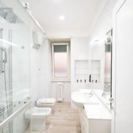 Lovely In Hip And Vibrant Pigneto *