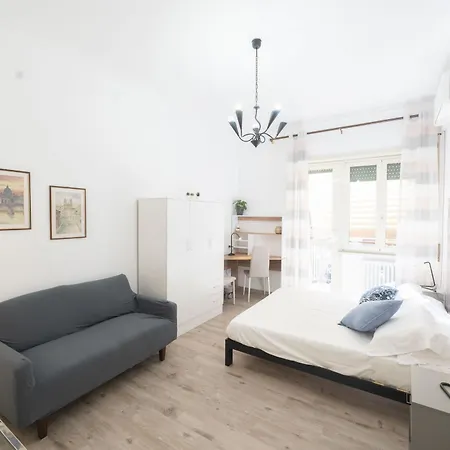 Lovely In Hip And Vibrant Pigneto