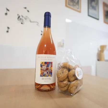 Lovely In Hip And Vibrant Pigneto * Rom